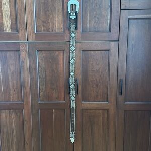 Beautiful leather western brown belt with rhinestones